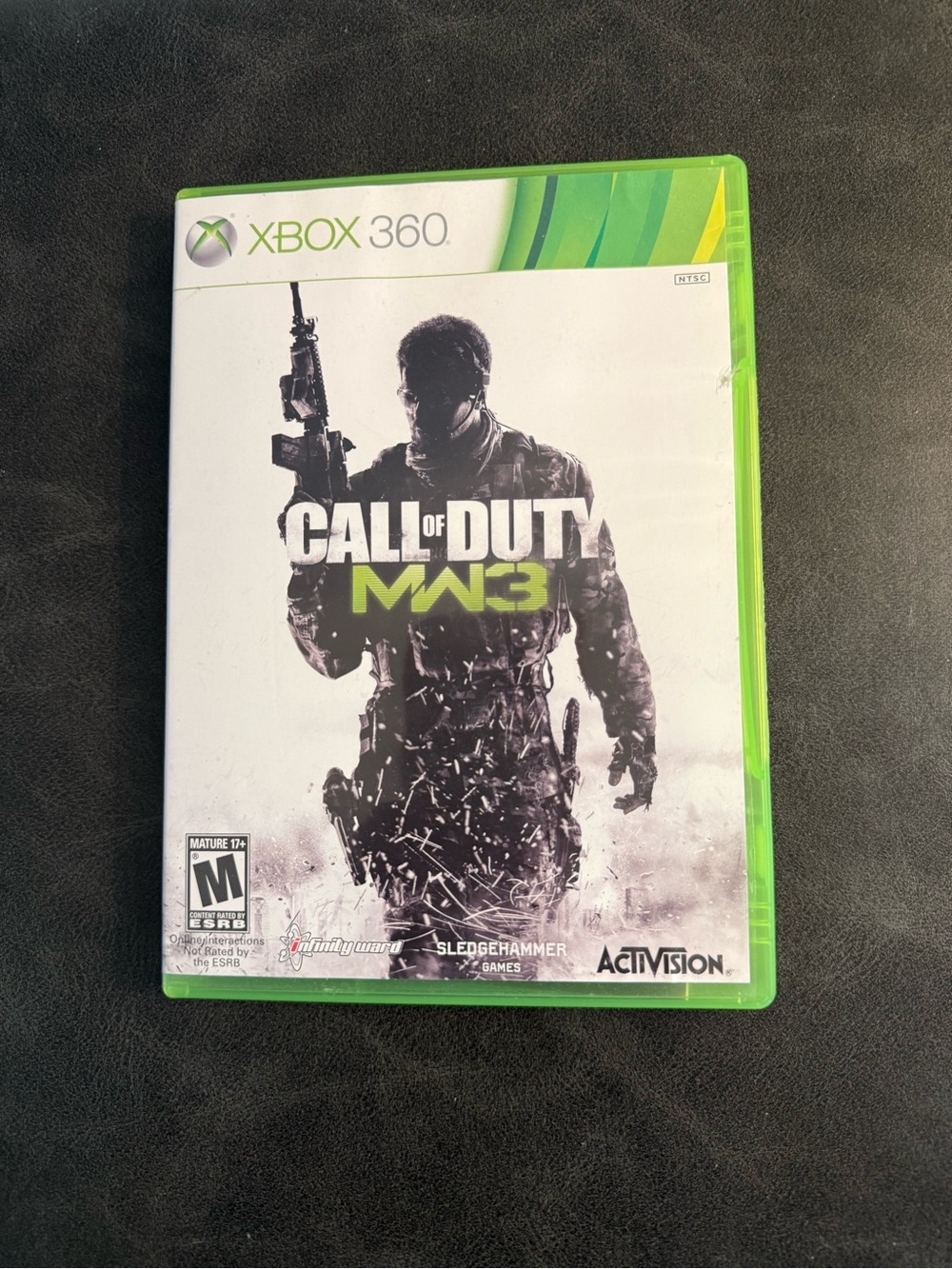 Call of Duty: MW3 Xbox 360 - Activision (White & Green)